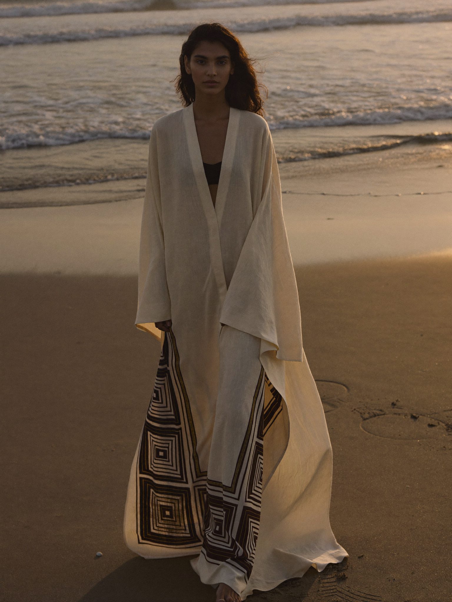 Kaftan com barra geométrica labirinto