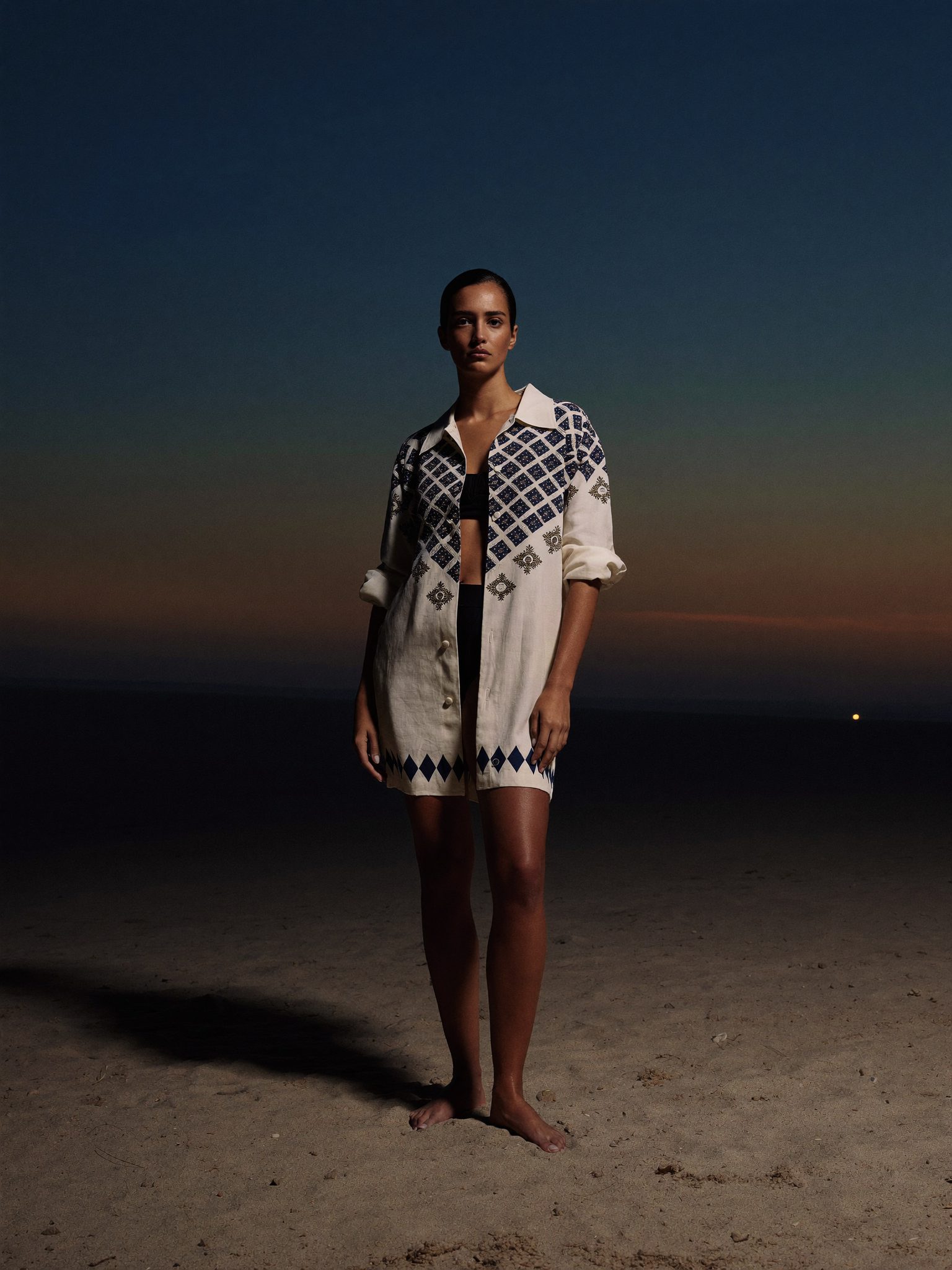 Camisa Losango usada como vestido de praia